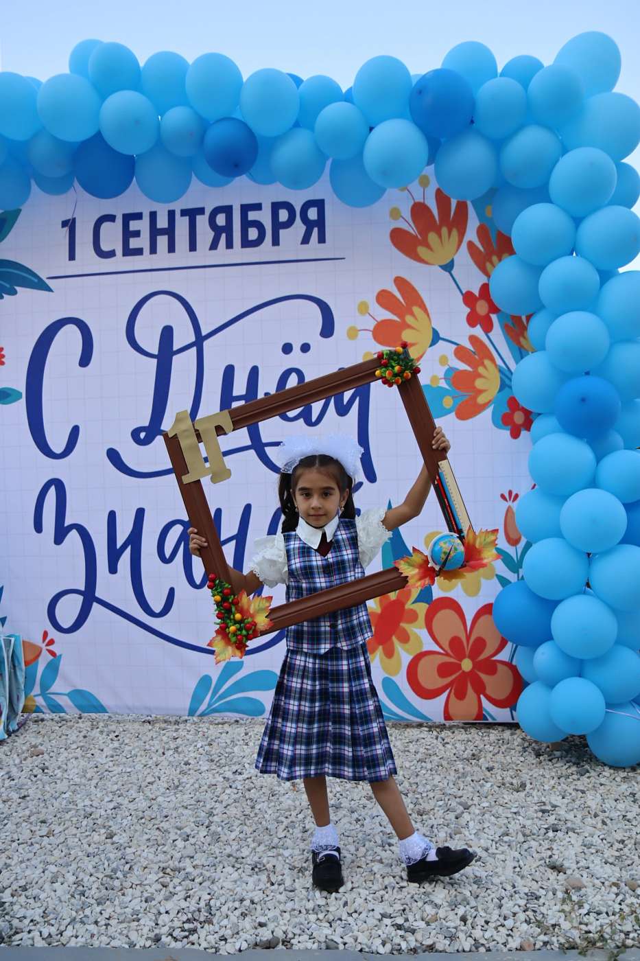 показала пизду детям 